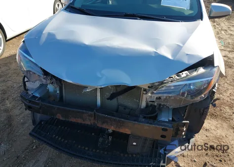 2018 Toyota Corolla Le z USA, uszkodzony, nr VIN 2T1BURHE4JC119159